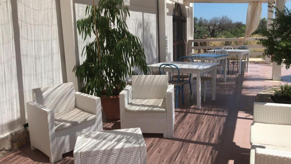 Готель Giardini Di Venere Торре-Сан-Джованні-Удженто Екстер'єр фото