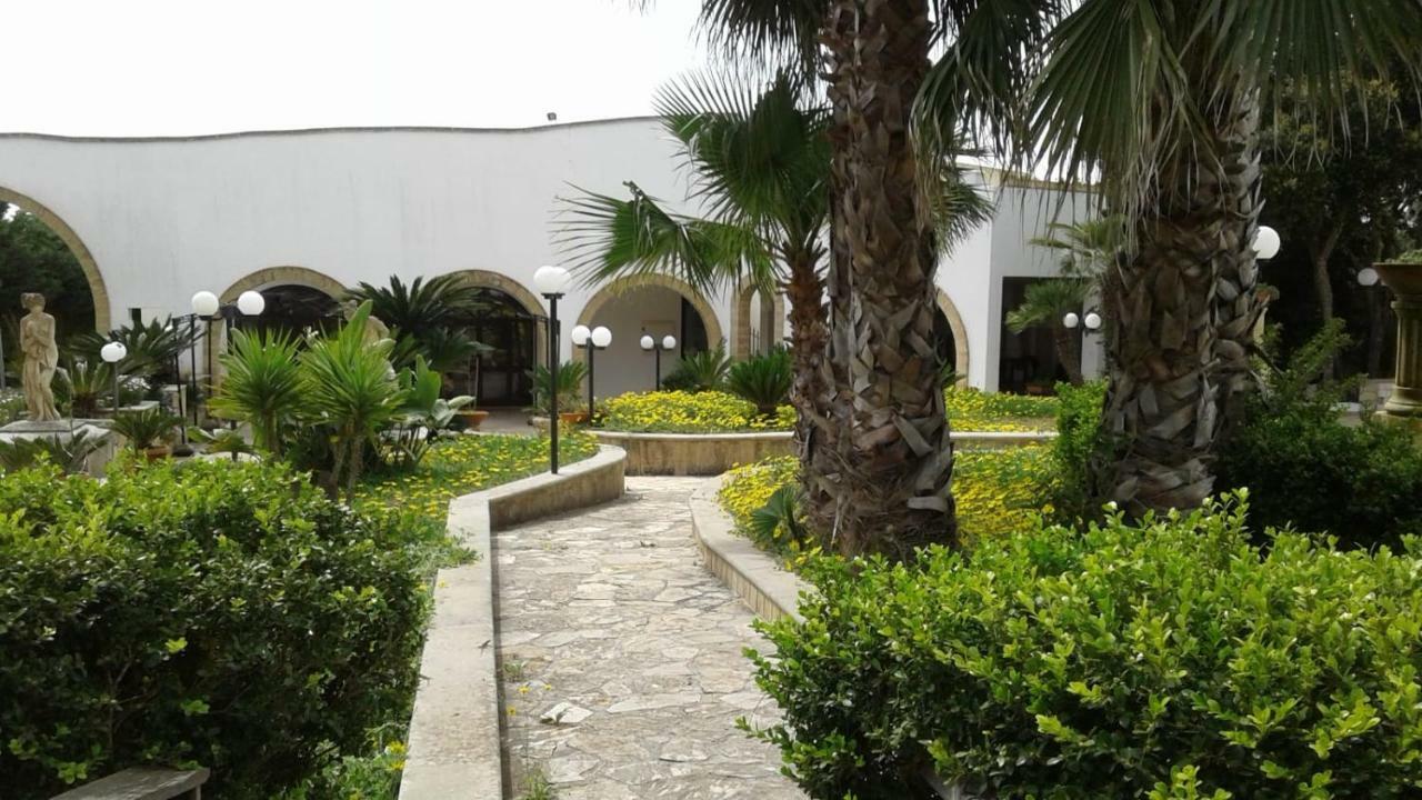 Готель Giardini Di Venere Торре-Сан-Джованні-Удженто Екстер'єр фото