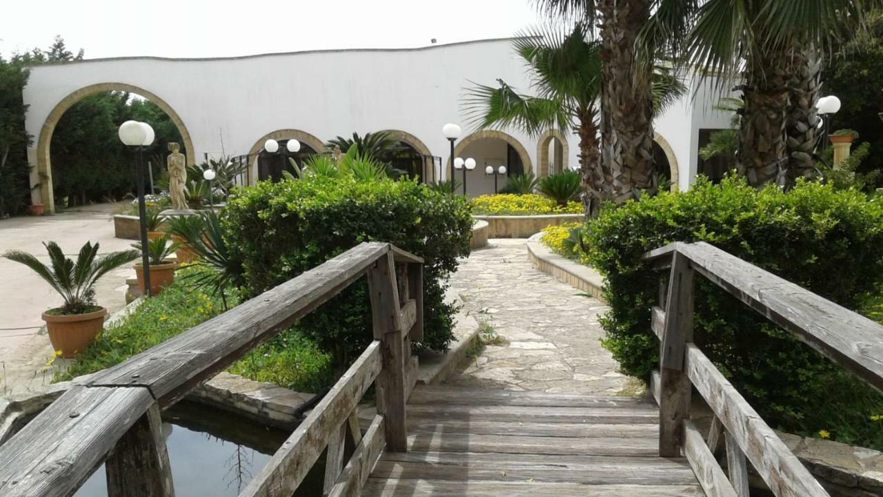 Готель Giardini Di Venere Торре-Сан-Джованні-Удженто Екстер'єр фото